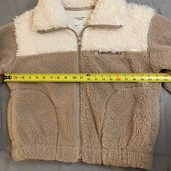 Abercrombie & Fitch Cream Taupe Colorblock Zip Up Sherpa Jacket - Picture 10 of 14